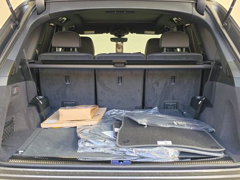 New 2026 Audi Q7 3.0T Premium Plus AWD/4WD image 11