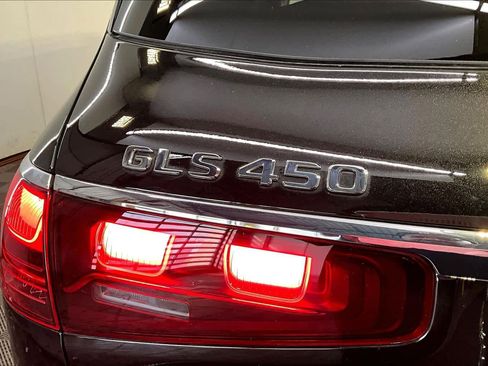 Certified 2026 Mercedes-Benz GLS 450 4MATIC image 33