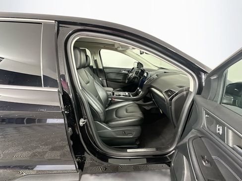 Used 2022 Ford Edge Titanium AWD/4WD image 27