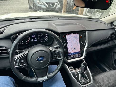 Used 2022 Subaru Outback Premium image 18