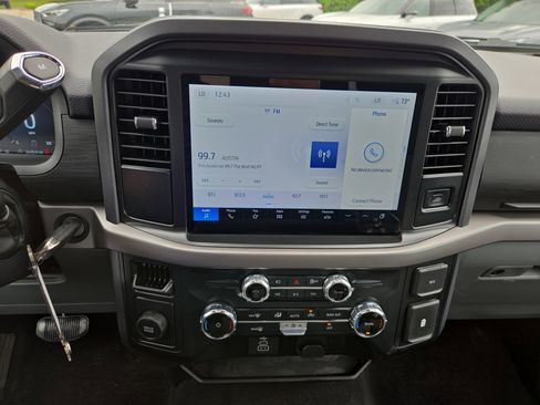 Used 2025 Ford F150 XLT w/ Equipment Group 301A Standard RWD image 15