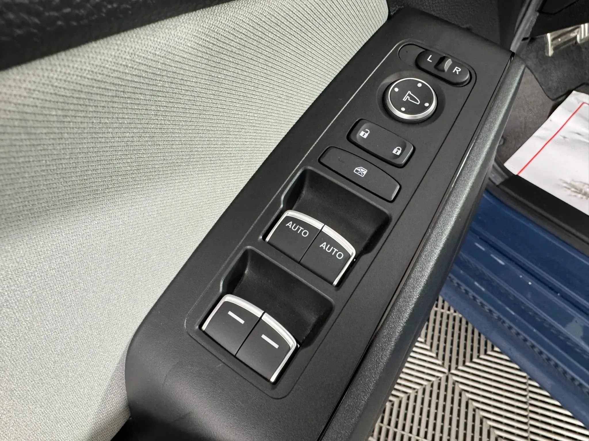 Used 2025 Honda Civic Sport Touring image 37