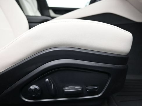 Used 2026 Porsche Panamera image 14