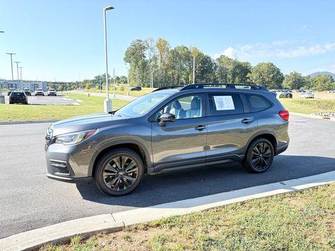 Used 2022 Subaru Ascent Onyx Edition AWD/4WD image 4