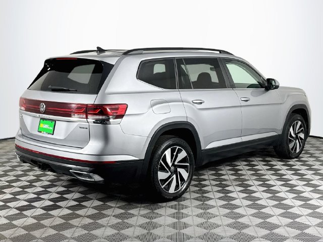 Used 2026 Volkswagen Atlas SE AWD/4WD image 8