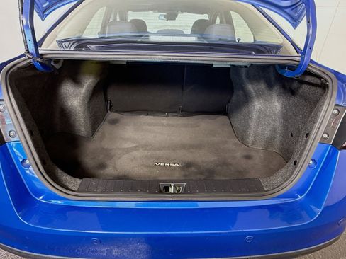 Used 2021 Nissan Versa SV image 35