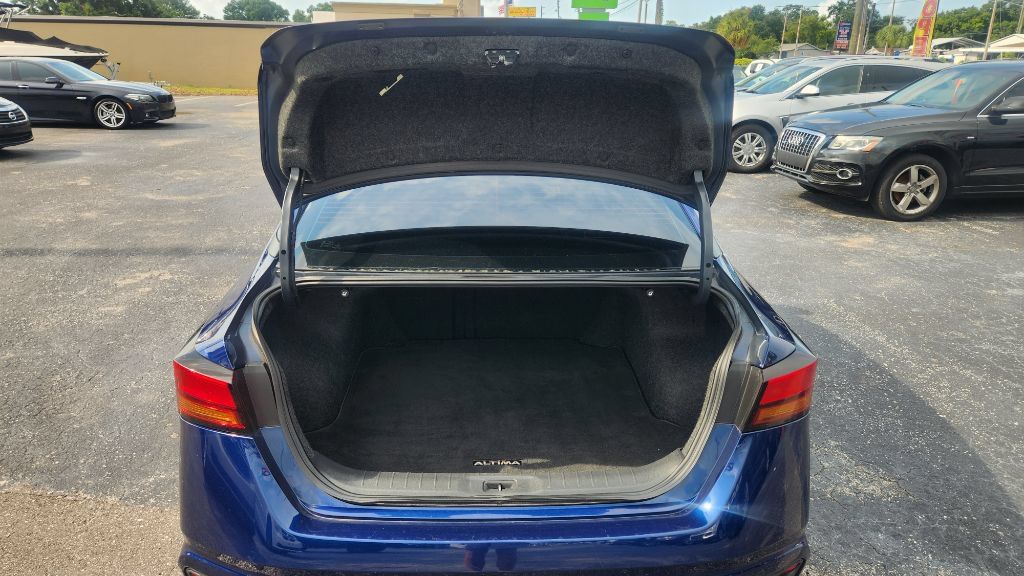 Used 2019 Nissan Altima 2.5 S FWD image 12