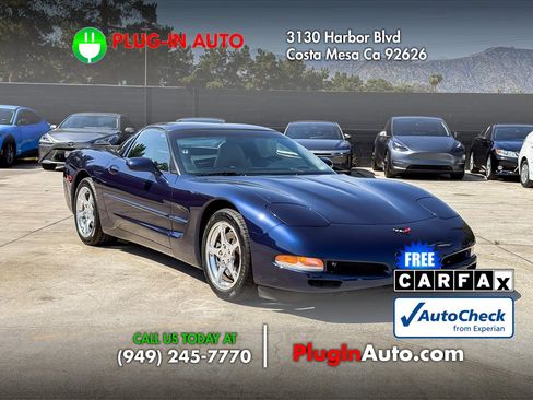 Used 2001 Chevrolet Corvette Coupe w/ Preferred Equipment Group2 RWD image 4
