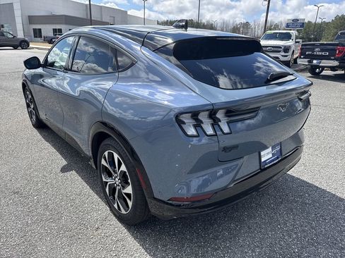 Used 2023 Ford Mustang Mach-E Premium image 5