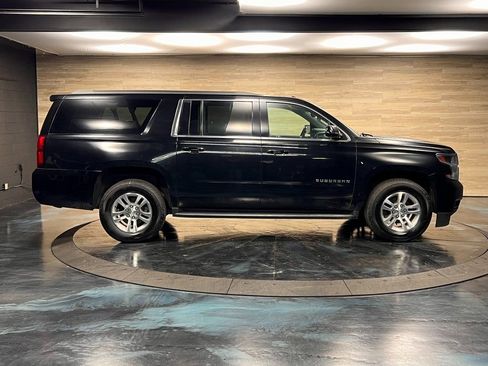 Used 2019 Chevrolet Suburban LS image 10