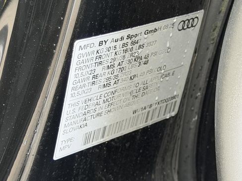 New 2026 Audi RS Q8 performance image 25