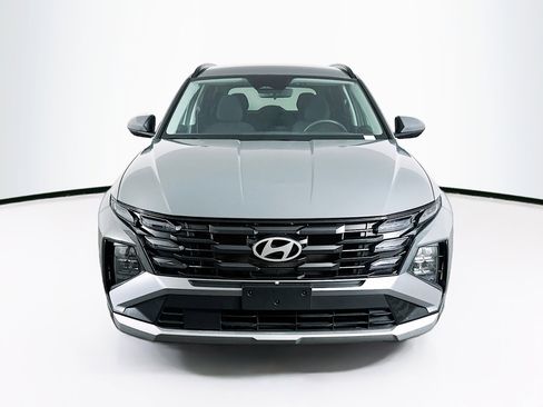 Used 2025 Hyundai Tucson SEL FWD image 2