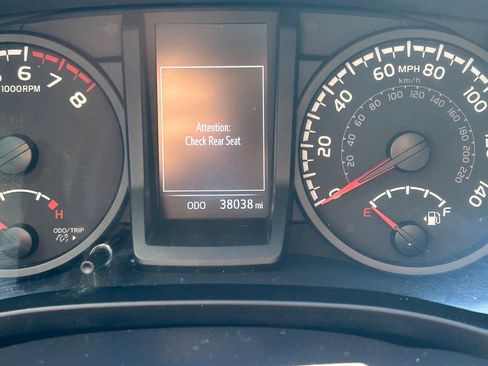 Used 2023 Toyota Tacoma SR AWD/4WD image 32