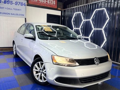 Used 2012 Volkswagen Jetta SE image 9