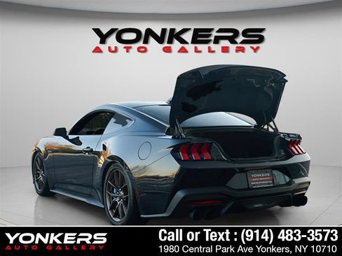 Used 2024 Ford Mustang GT Premium image 5