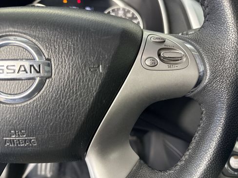 Used 2017 Nissan Murano SV w/ Premium Package AWD/4WD image 13
