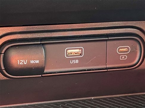 New 2024 Kia Sportage LX image 17