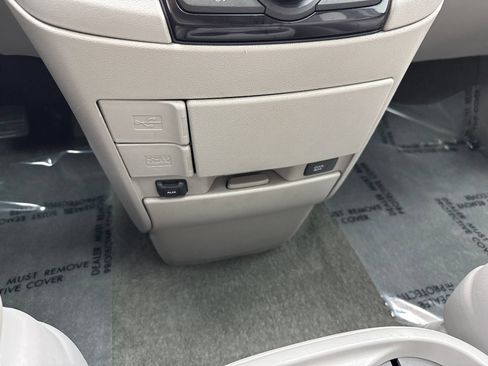 Used 2017 Honda Odyssey EX-L image 31