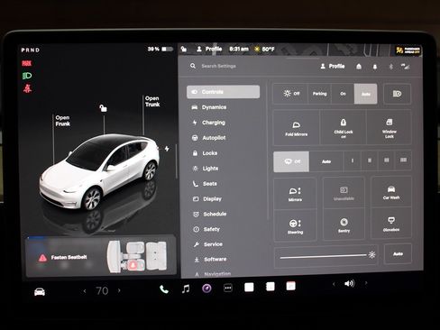 Used 2023 Tesla Model Y Long Range image 23