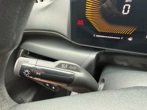 Used 2025 Kia K4 FWD image 44