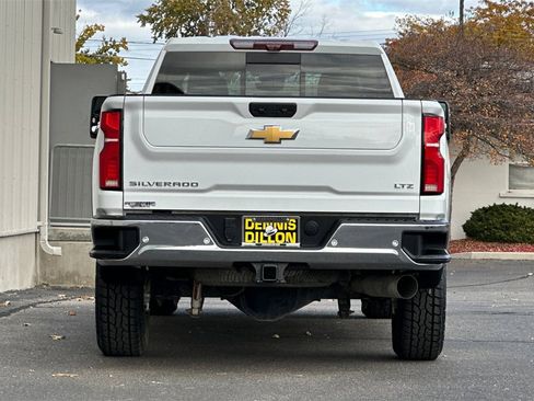 Used 2024 Chevrolet Silverado 3500 LTZ w/ LTZ Convenience Package image 5