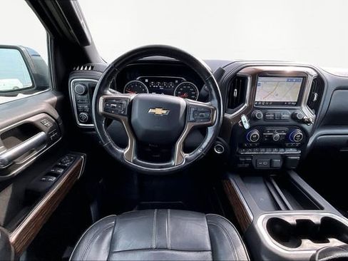 Used 2019 Chevrolet Silverado 1500 High Country w/ High Country Premium Package image 8