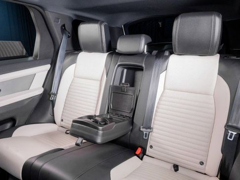 Used 2023 Land Rover Discovery Sport S R-Dynamic AWD/4WD image 16