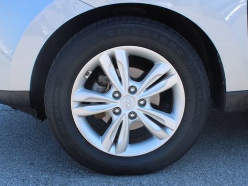 Used 2011 Hyundai Tucson GLS FWD image 30