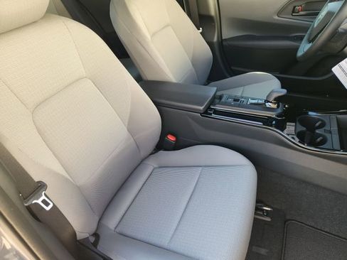 New 2026 Toyota Prius LE image 10