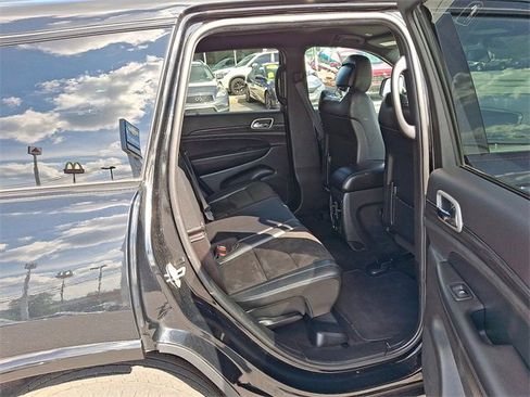 Used 2021 Jeep Grand Cherokee Laredo X image 26