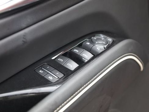 Used 2022 Cadillac Escalade Sport AWD/4WD image 14