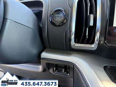 Used 2025 Ford Expedition Max Platinum AWD/4WD image 23