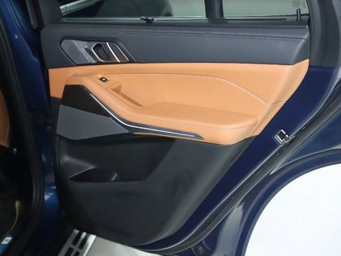 Certified 2022 BMW X5 xDrive45e w/ Executive Package image 34