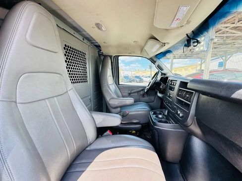 Used 2019 Chevrolet Express 2500 w/ Driver Convenience Package RWD image 11