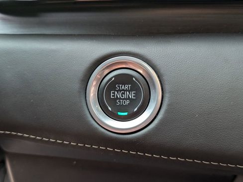 Certified 2024 Cadillac Escalade Sport Platinum w/ LPO, ONYX Package image 40