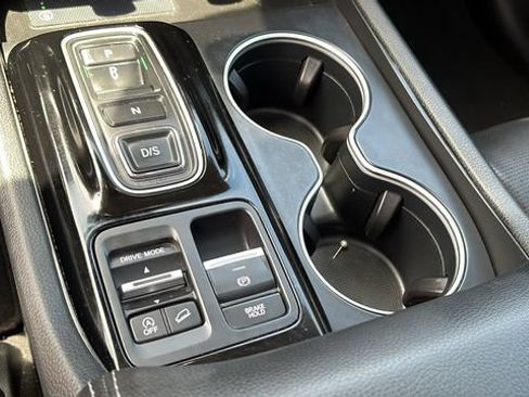Used 2023 Honda Pilot Elite image 19