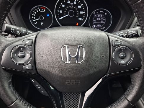 Certified 2022 Honda HR-V Sport image 19