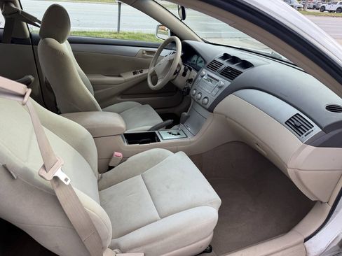 Used 2006 Toyota Solara SE Sport FWD image 10
