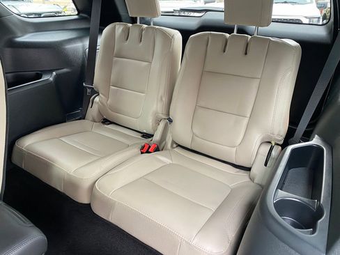 Used 2018 Ford Explorer Limited w/ Equipment Group 301A image 15