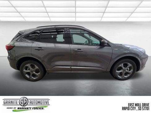 Used 2024 Ford Escape ST-Line AWD/4WD image 7