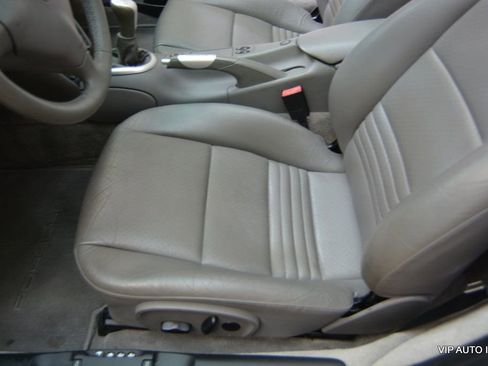 Used 2002 Porsche 911 Cabriolet image 21