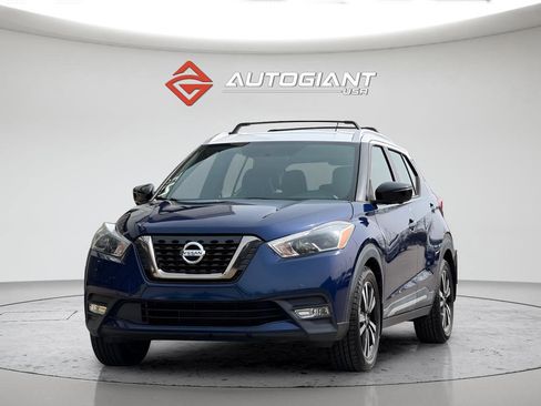 Used 2019 Nissan Kicks SR w/ SR Premium Package image 5