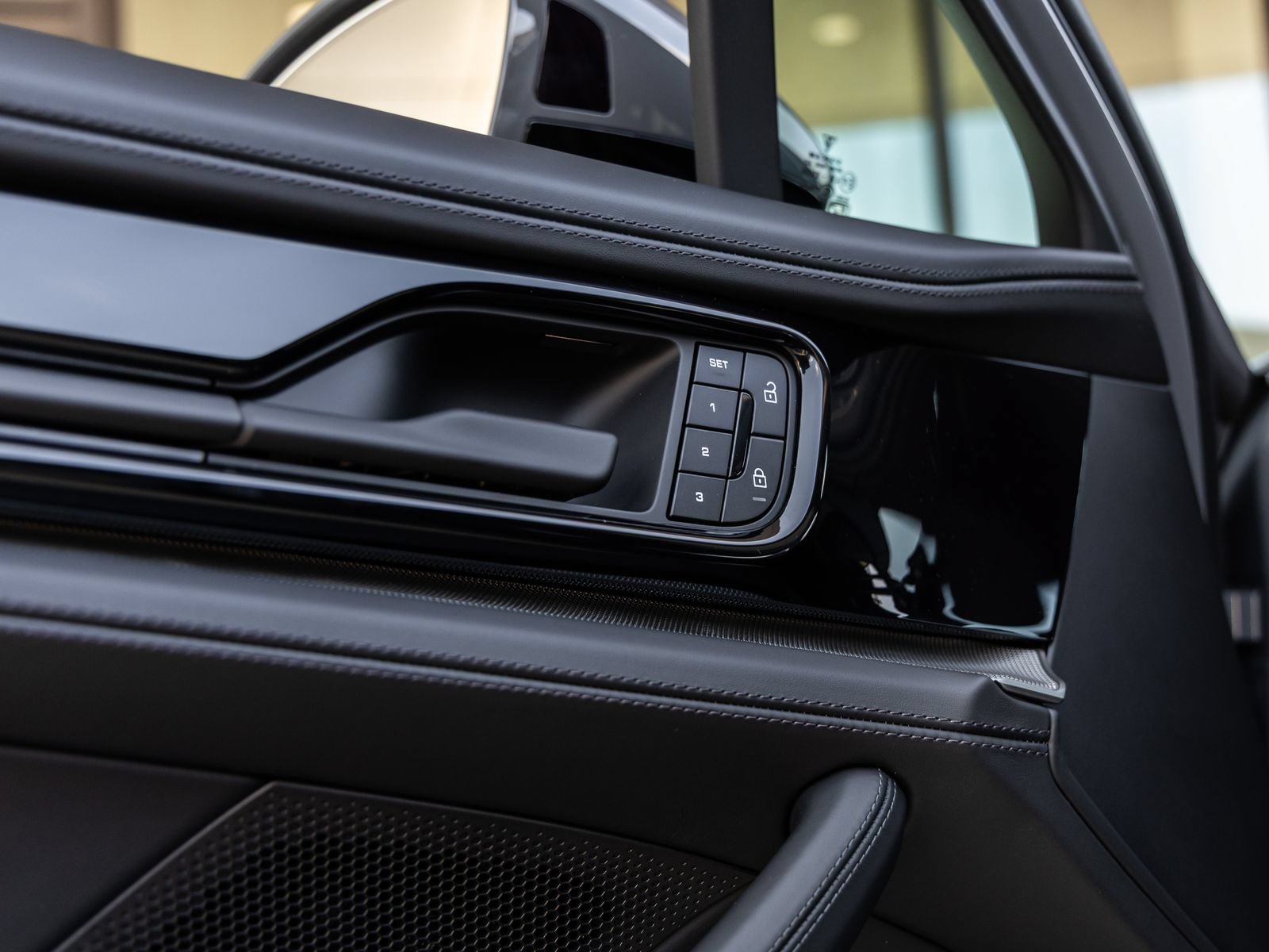 New 2026 Porsche Panamera 4 AWD/4WD image 25