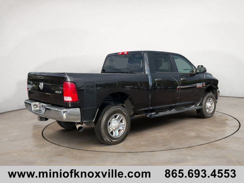 Used 2016 RAM 2500 Tradesman w/ Chrome Appearance Group AWD/4WD image 3
