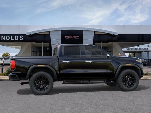 New 2026 GMC Canyon Denali w/ LPO, Denali Black Edition AWD/4WD image 5