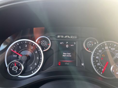 New 2026 RAM 1500 4x4 Crew Cab image 19