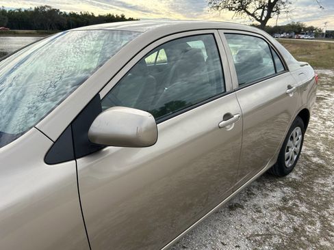Used 2010 Toyota Corolla LE image 13