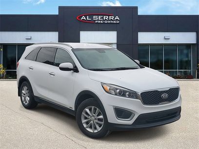Used 2017 Kia Sorento LX w/ LX Convenience Package