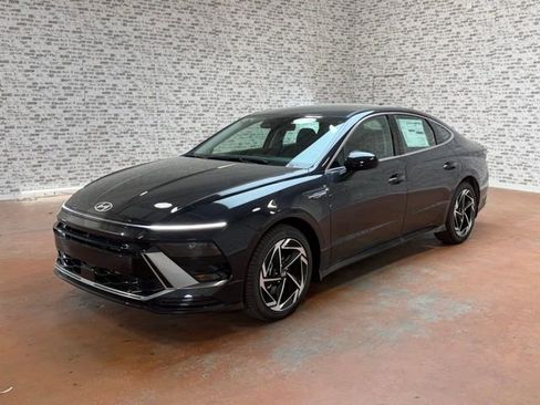 New 2026 Hyundai Sonata SEL image 3