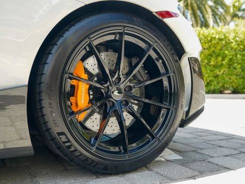 Used 2019 McLaren 600LT RWD image 46